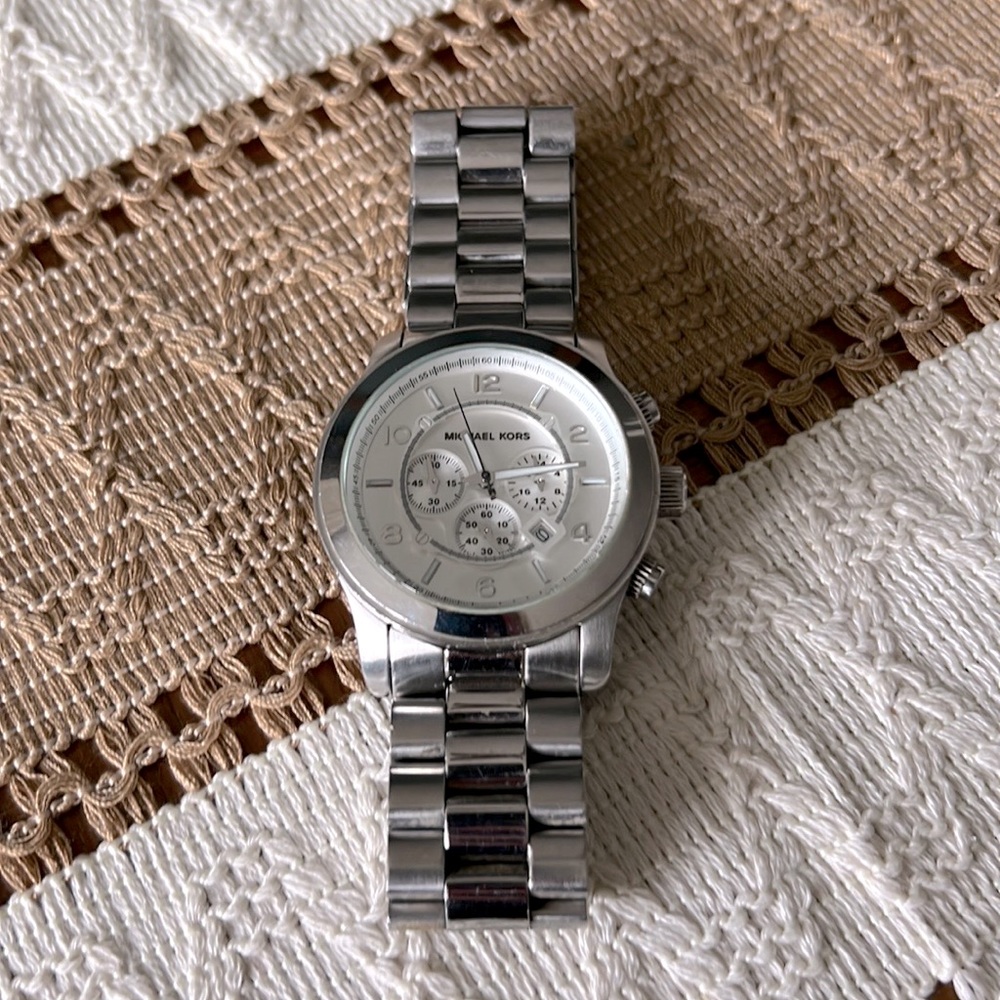 Michael Kors MK 8086 Runway watch